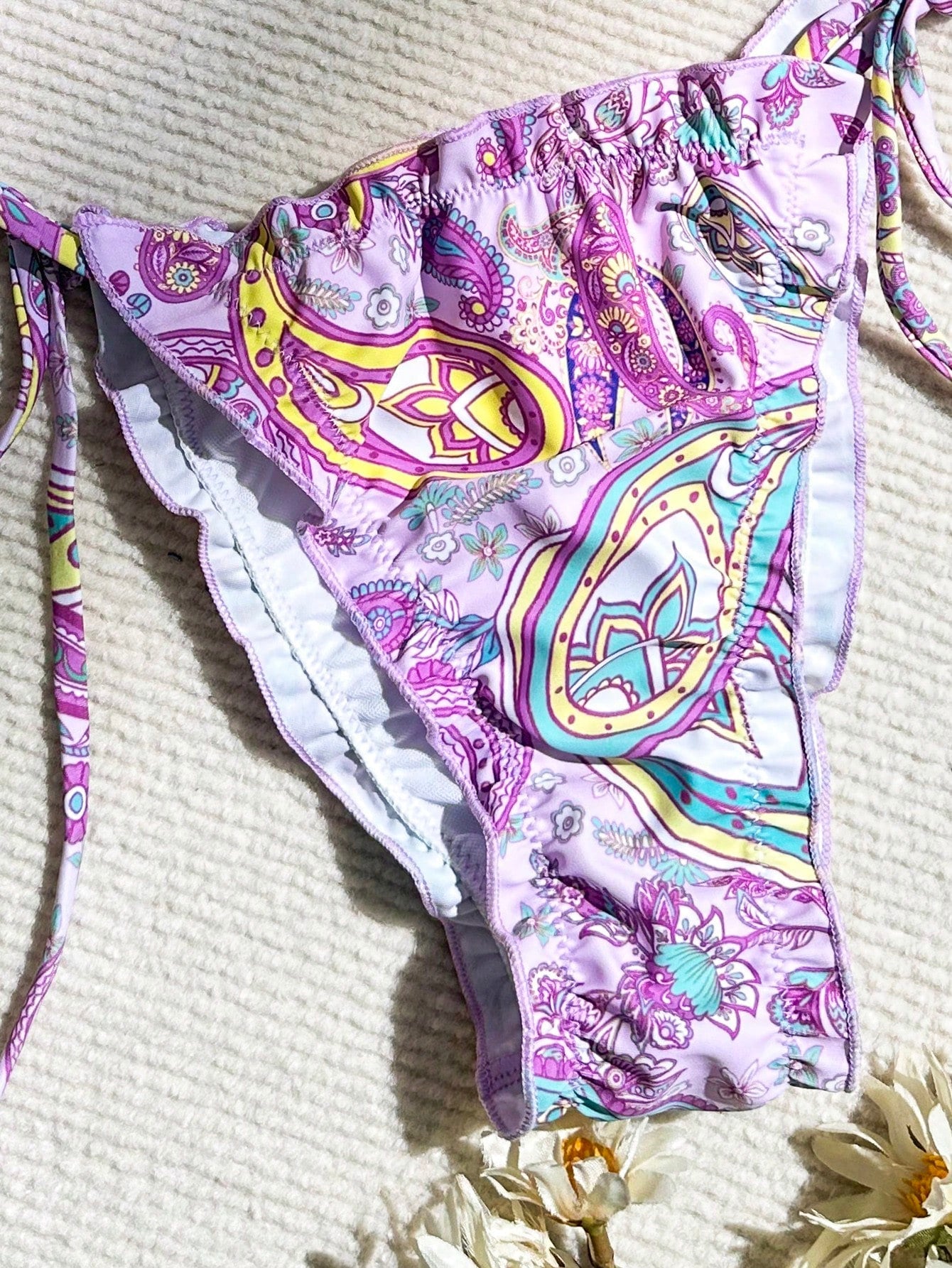 Biquíni Paisley Com Amarração Lateral