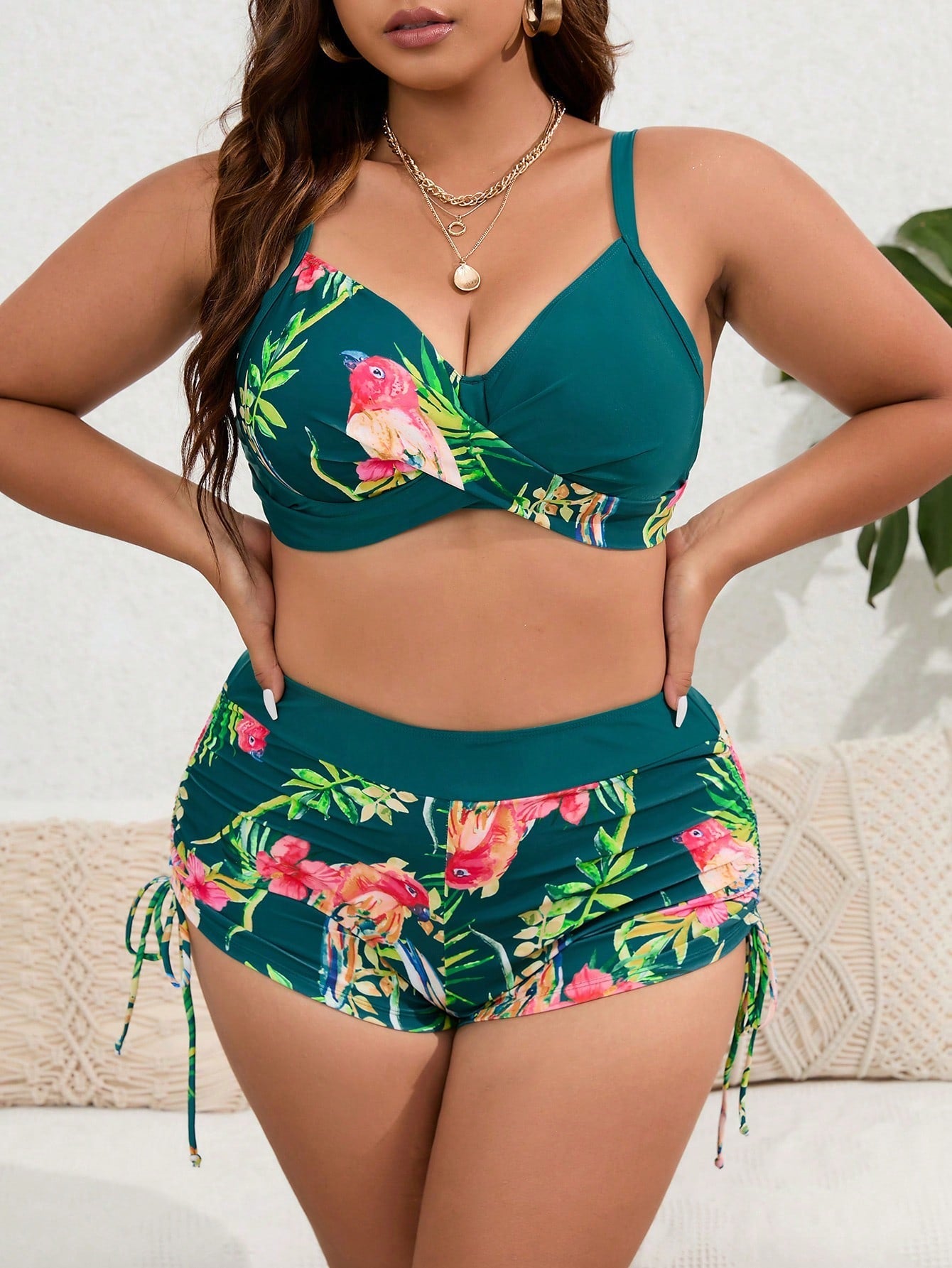 Biquíni Plus Size Tropical Com Bojo