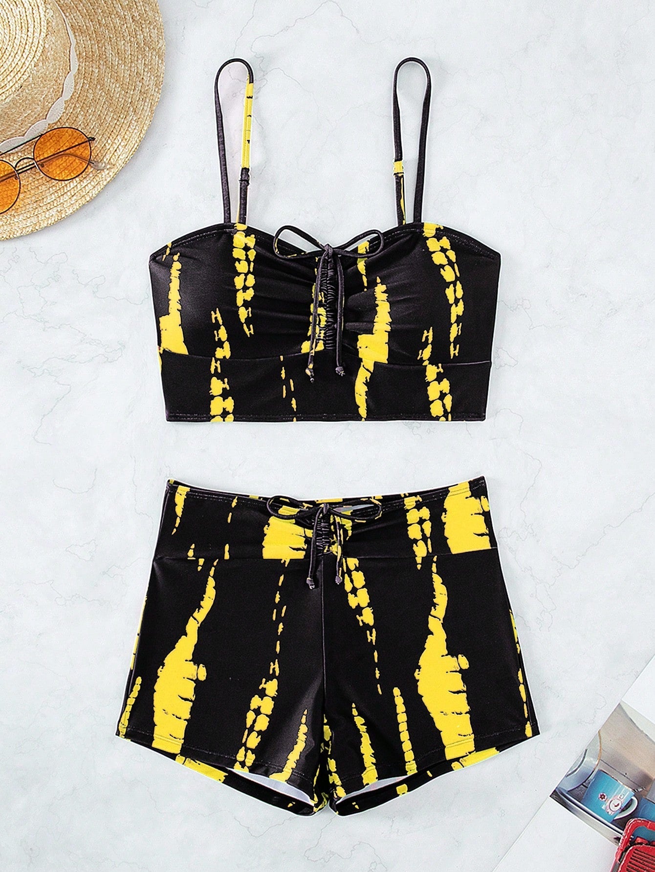 Biquíni Tie Dye Com Shorts