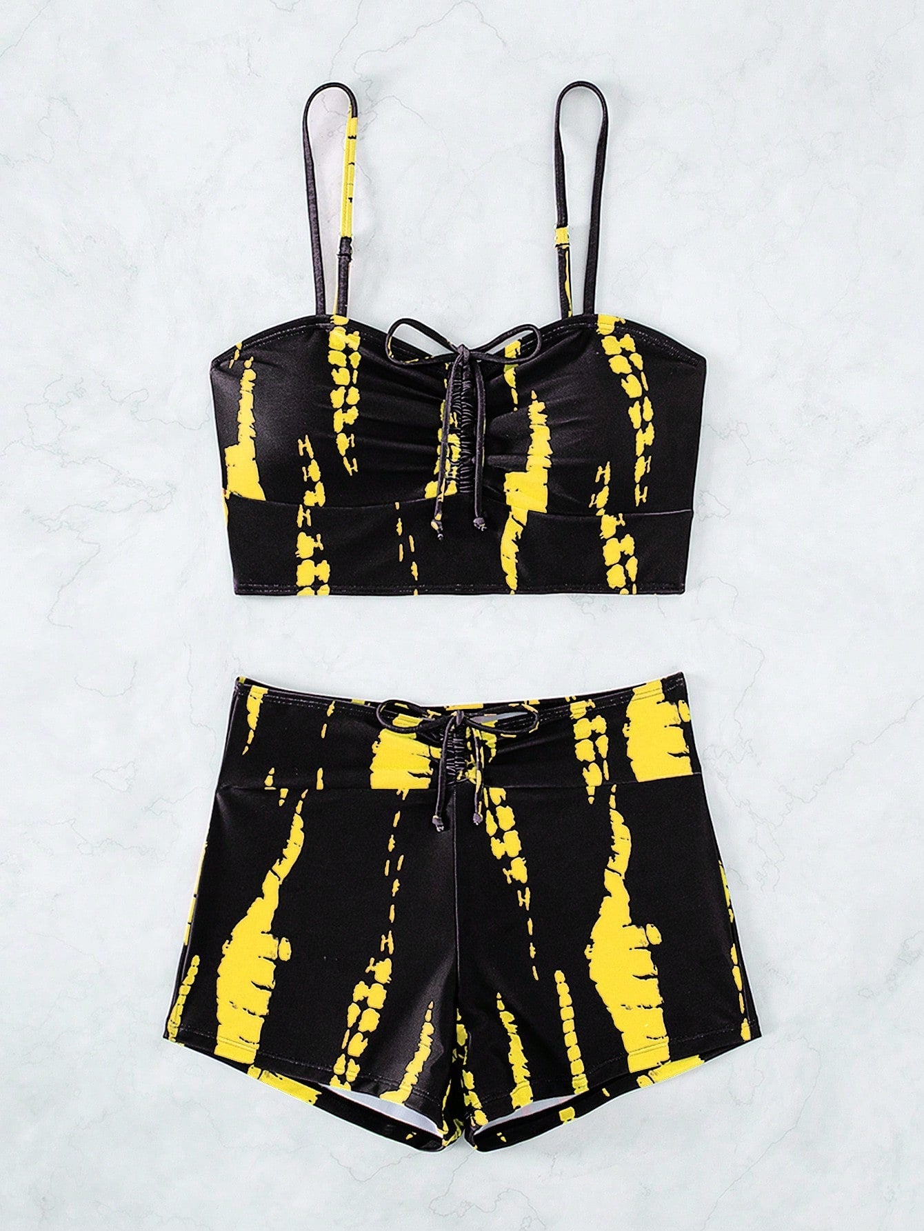 Biquíni Tie Dye Com Shorts