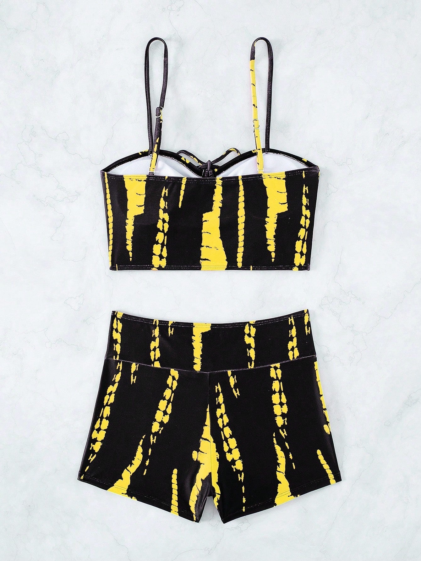 Biquíni Tie Dye Com Shorts