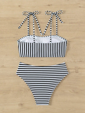 Biquíni Preto E Branco Estilo Verão