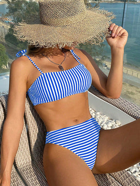Biquíni Preto E Branco Estilo Verão