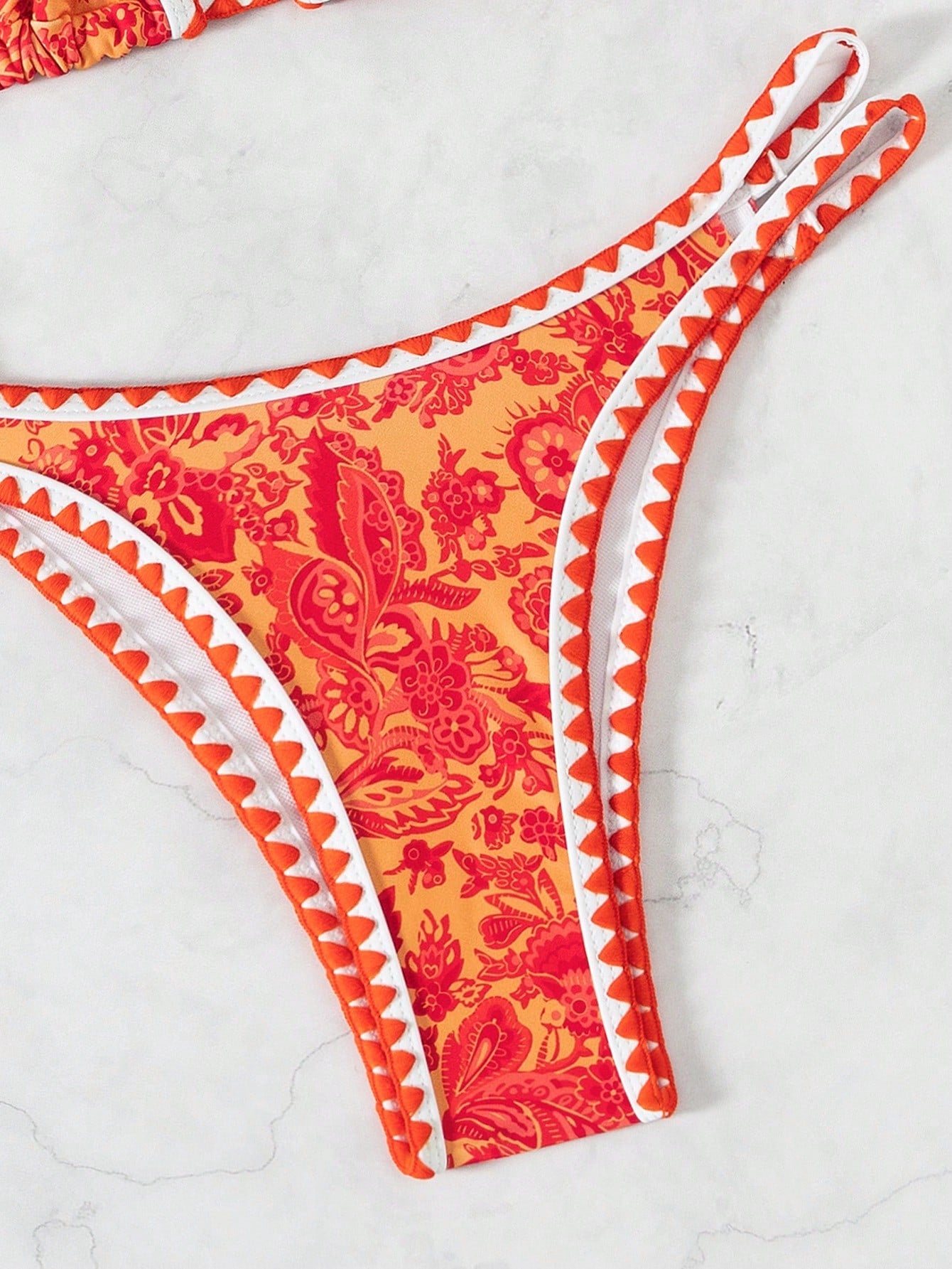 Biquíni Halter Estampa Tropical