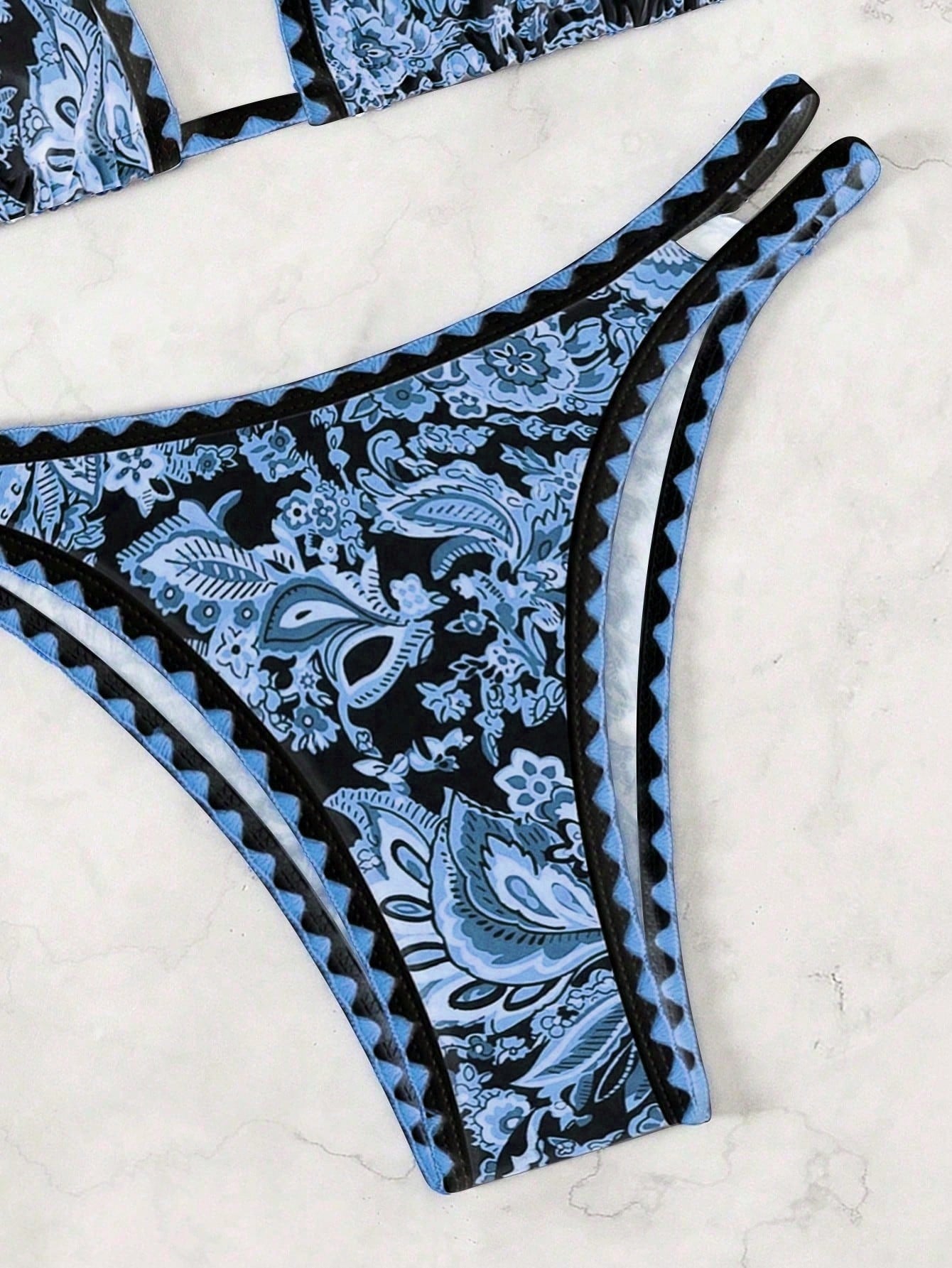 Biquíni Halter Estampa Tropical