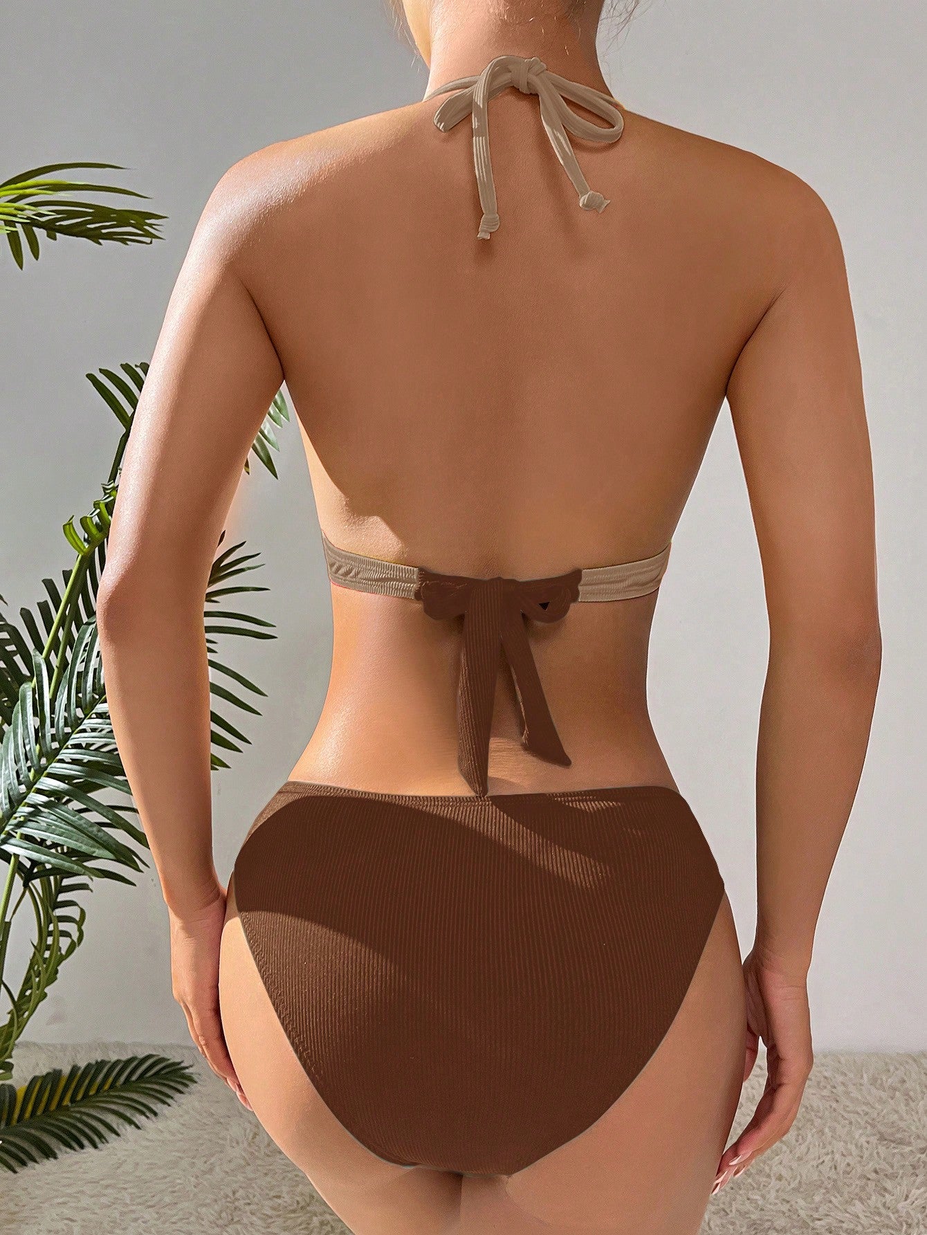 Biquíni Color Block Halter Sexy