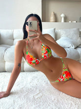 Biquíni Floral Halter Triângulo